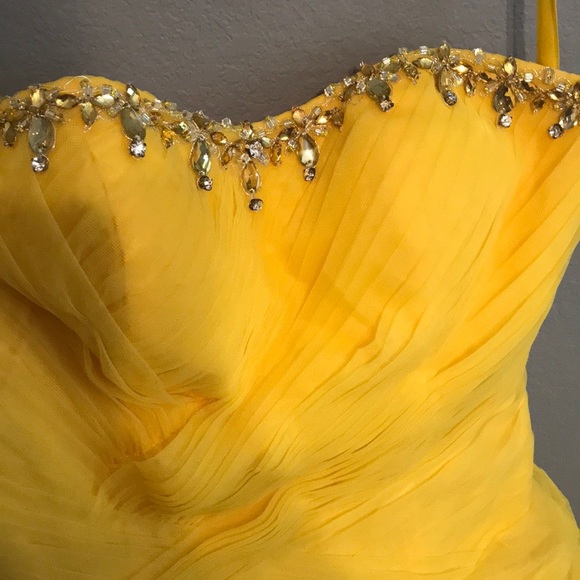 Belle of the Ball Prom Dress - Picture 2 of 8